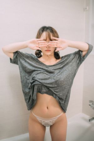 欧美一二三区_英文版字幕