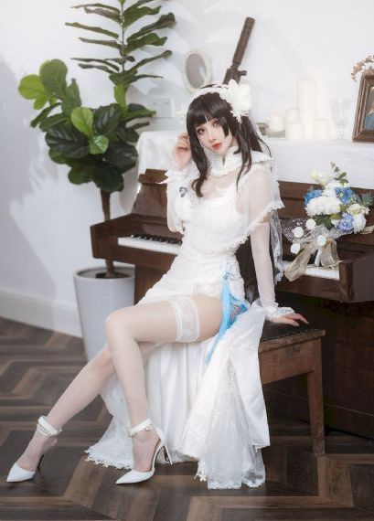 超碰ⅴ亚洲中文字幕_十万网红美女美酱
